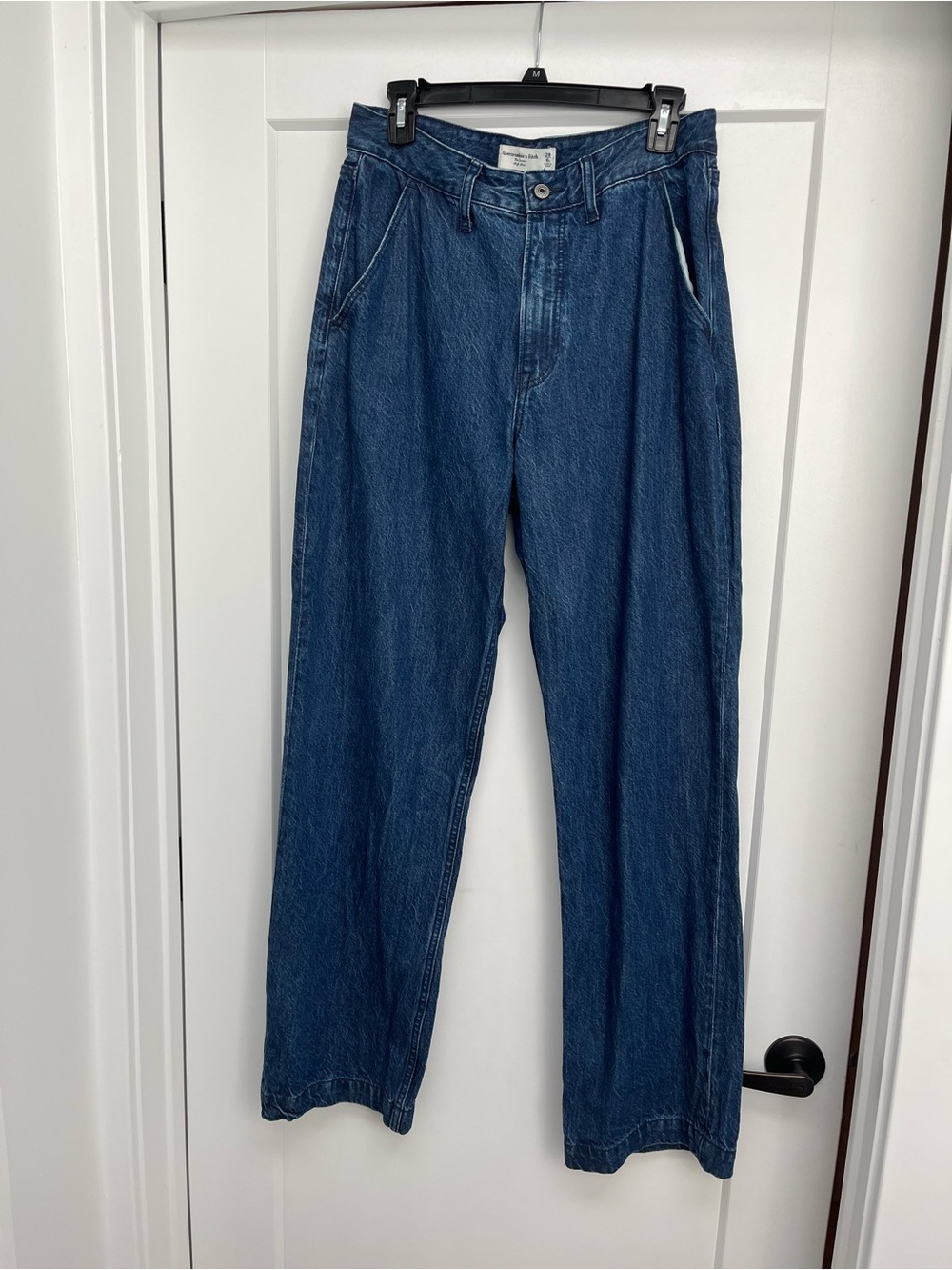 Abercrombie & Fitch High Rise Loose Jeans